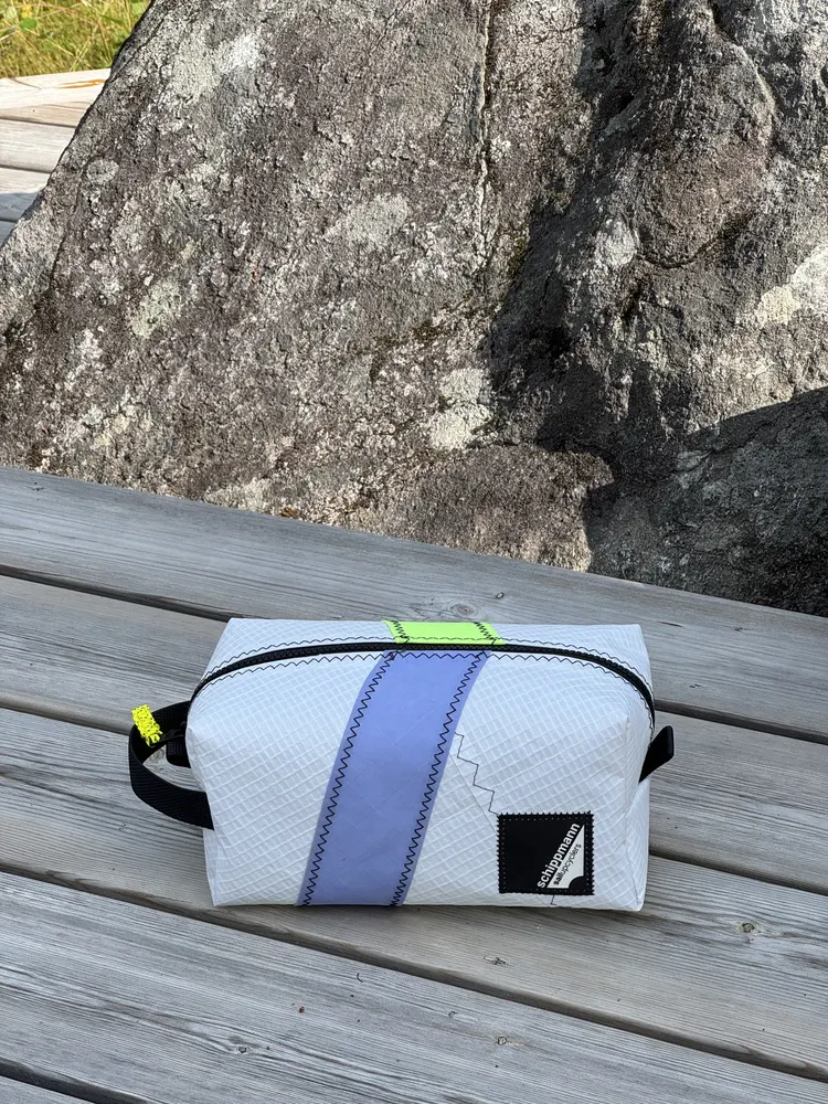 Arholma — Wash bag · Large