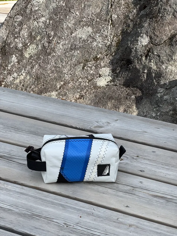 Arholma — Wash bag · Small
