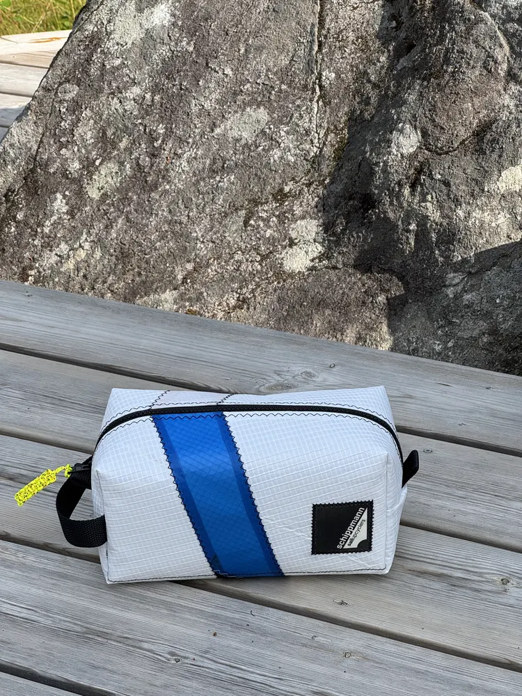 Arholma — Wash bag · Large